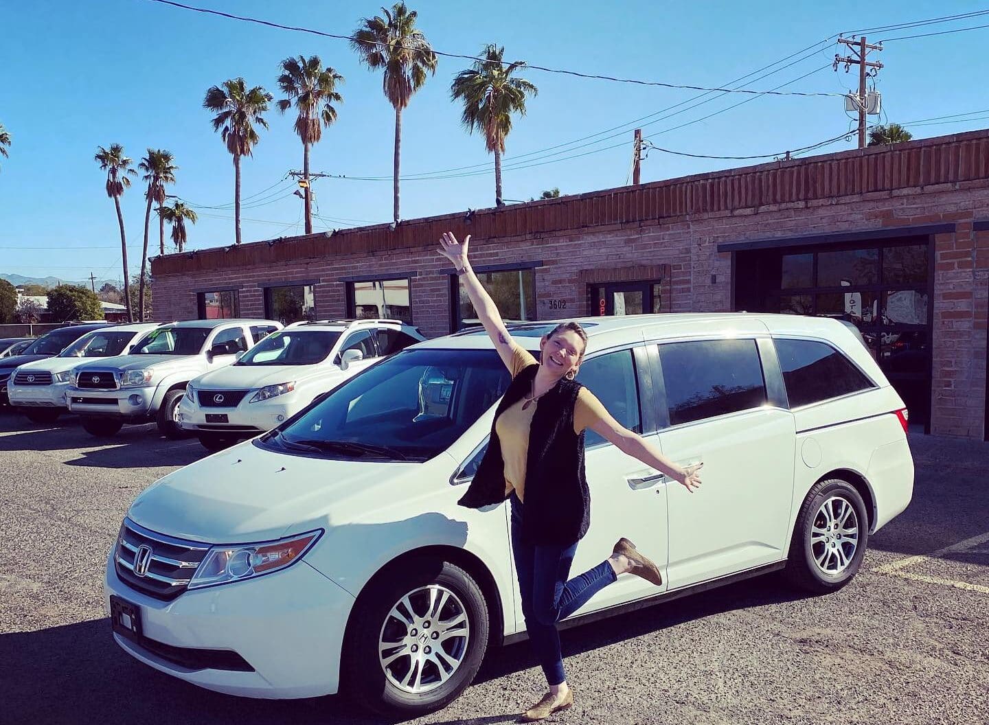 Another Happy Used Car Owner with their Cerified Pre-Owned Honda Odyssey